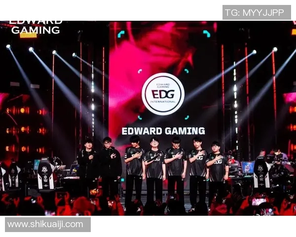 EDG战队的荣耀与挑战：从奋斗到巅峰的Major赛之路