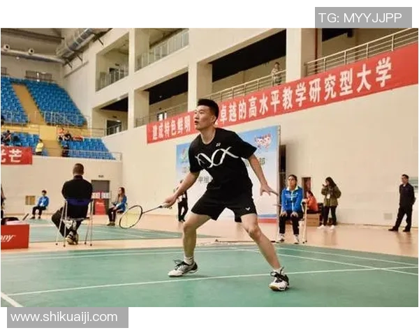 南京羽毛球队战术解析:灵活转换体系的应用与实践探讨 南京羽毛球队战术解析:灵活转换体系的应用与实践探讨