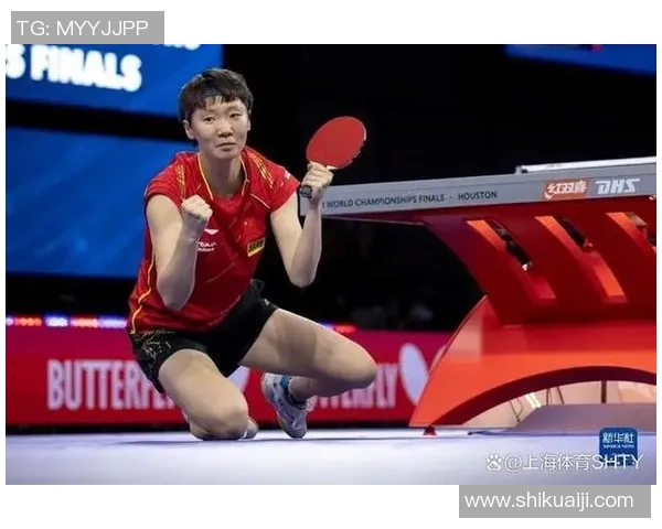 南京足球队的拼搏之路:邀请赛背后的奋斗与荣耀 南京足球队的拼搏之路:邀请赛背后的奋斗与荣耀